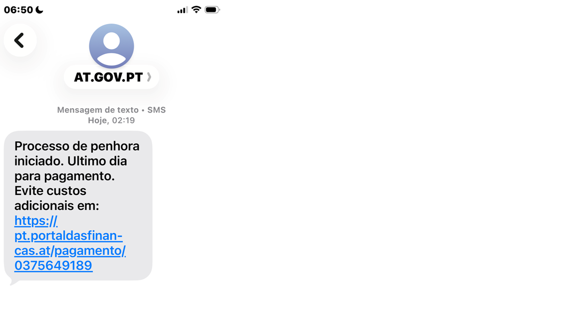 SMS fraudulento com remetente AT.GOV.PT sobre processo de penhora falso